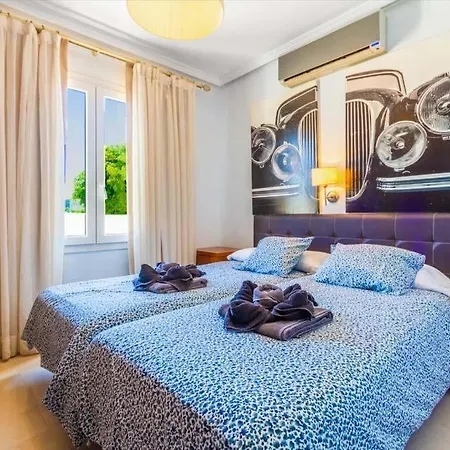 Playa Blanca Sleeps 8 Pool Air Con Wifi וילה *