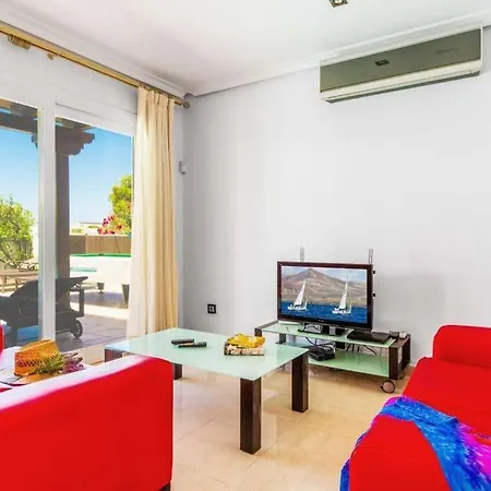 Playa Blanca Sleeps 8 Pool Air Con Wifi 别墅 普拉亚布兰卡